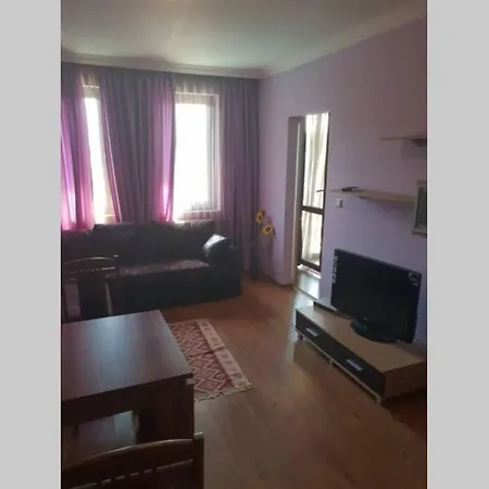 Komfortables Appartement Mit Schwimmbad سفيتي فلاس