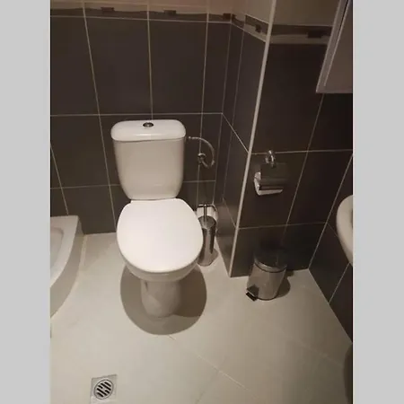 Komfortables Appartement Mit Schwimmbad سفيتي فلاس